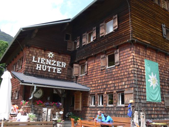 210. Lienzer Hütte.
