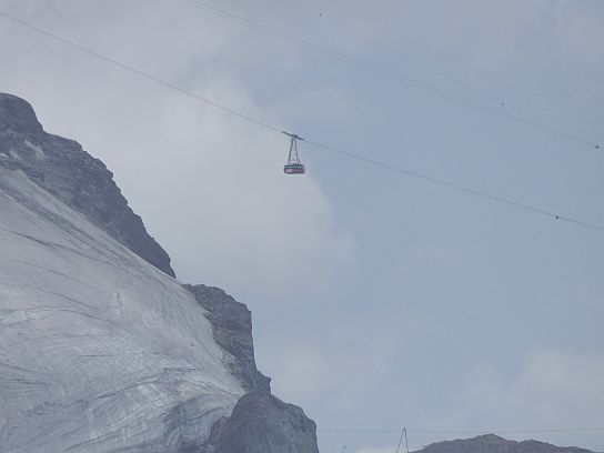 21. Nejvýše položená lanovka na Klein Matterhorn
