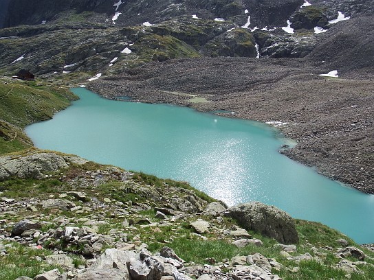 42. Pohled na jezero Gradensee, vlevo chata
