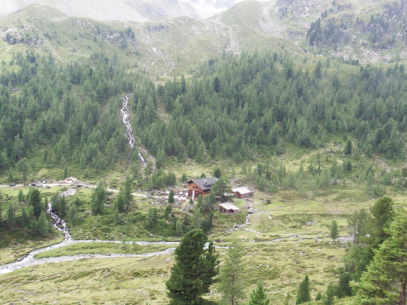 97. Pohled na Lienzer Hütte
