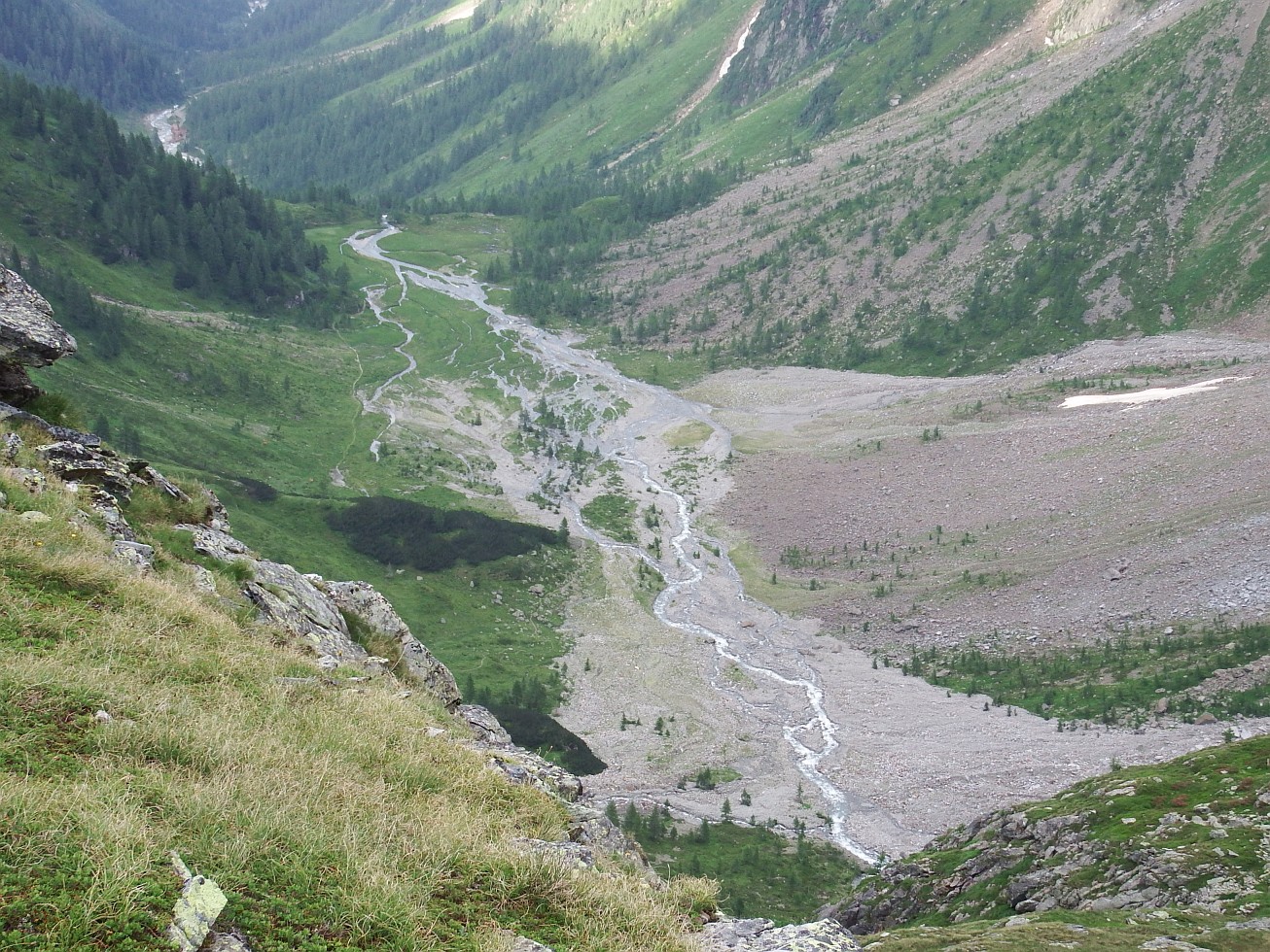 29. Pohled dolů údolím Gradental
